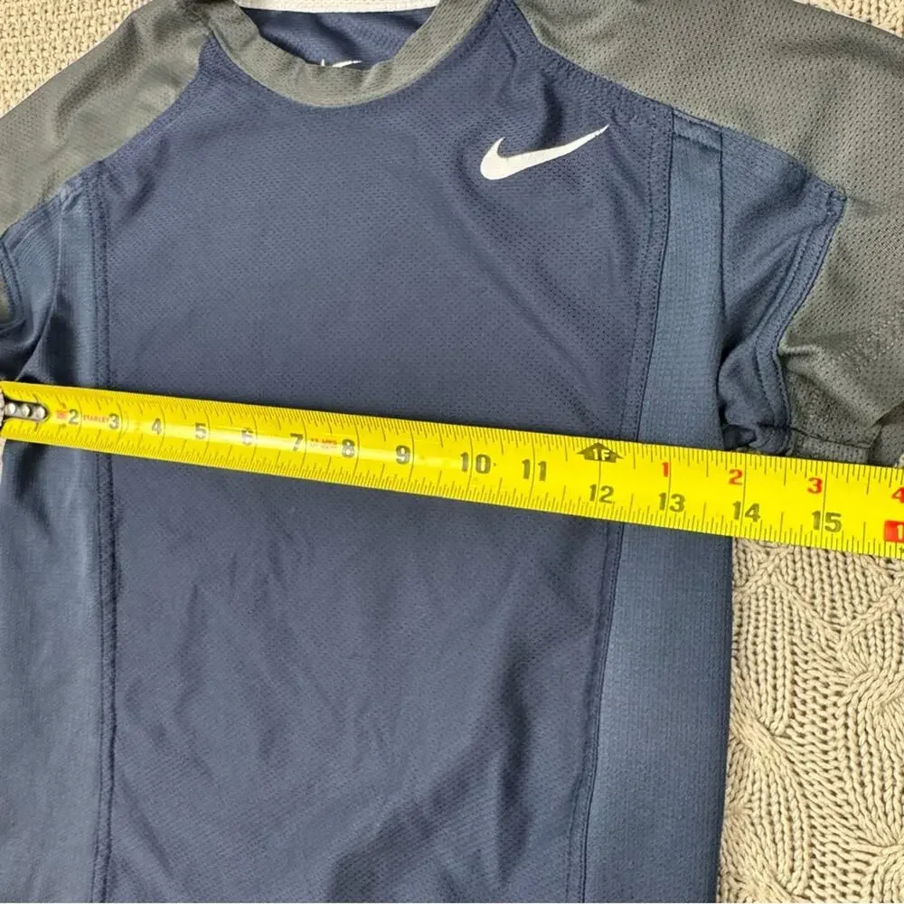 Nike Boys Youth Navy and Charcoal Dri-FIT Tee Small